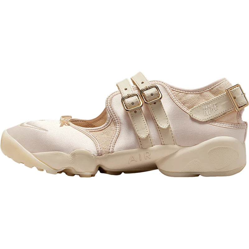 Sneakers Nike Air Rift design iconique