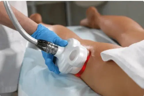 Comment-fonctionne-la-cavitation-ultrasonique-pour-éliminer-la-cellulite-efficacement Femme Soin