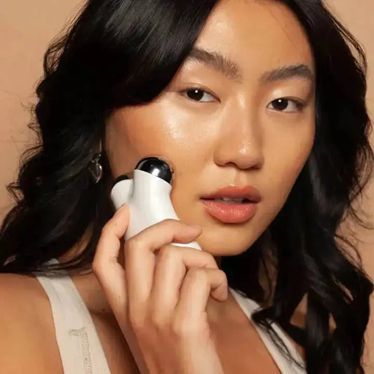 Comment intégrer le lifting visage dans votre routine beauté quotidienne ?